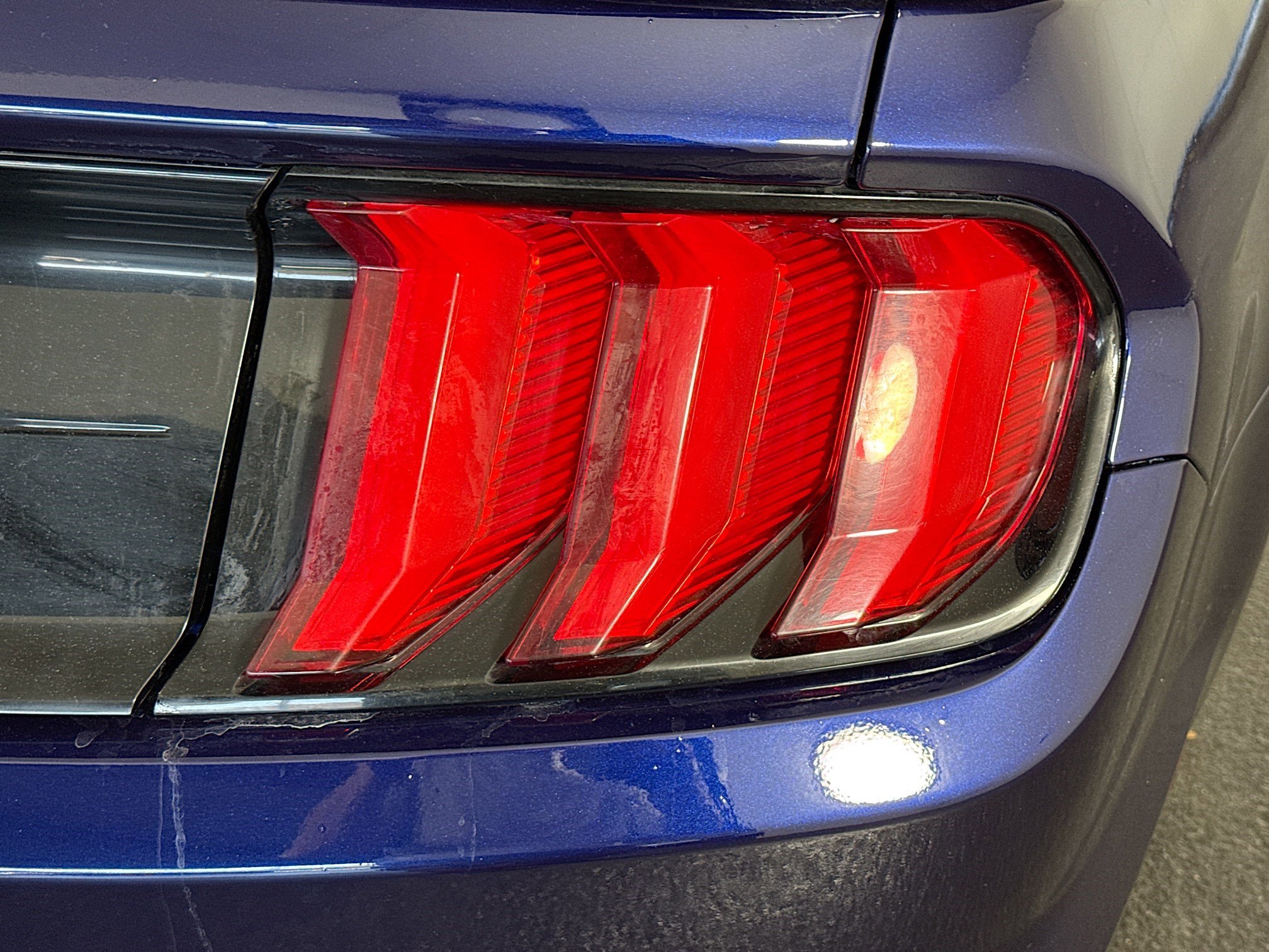 Used 2018 Ford Mustang EcoBoost w/ Ecoboost Performance Package image 32