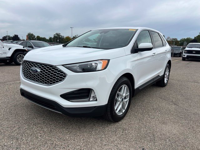 Certified 2024 Ford Edge SEL w/ Convenience Package AWD/4WD image 28