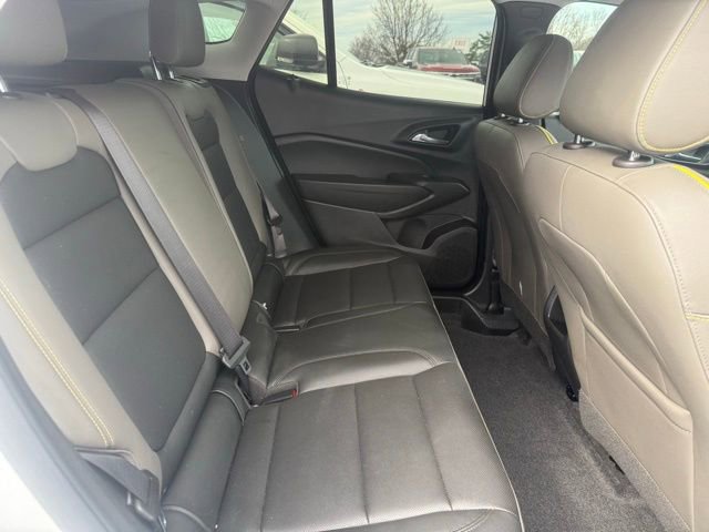 Used 2025 Chevrolet Trax ACTIV w/ Sunroof Package image 8