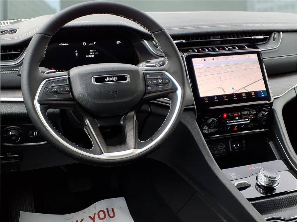 New 2025 Jeep Grand Cherokee Limited image 8