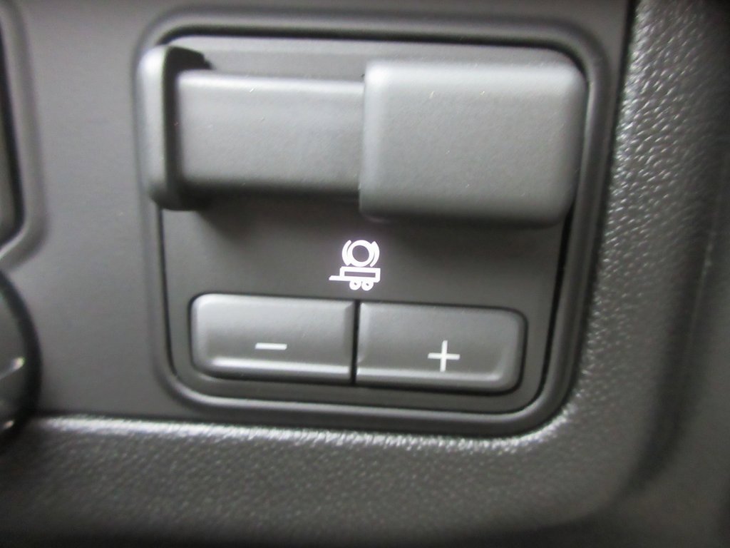 New 2026 GMC Yukon XL Denali w/ Denali Reserve Package image 21