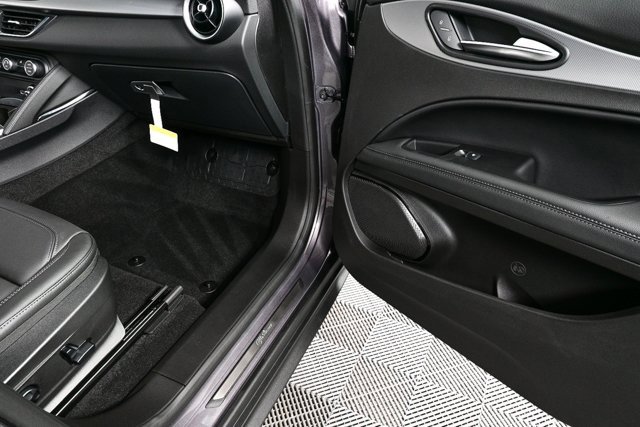 New 2025 Alfa Romeo Stelvio Sprint w/ Convenience Package image 23