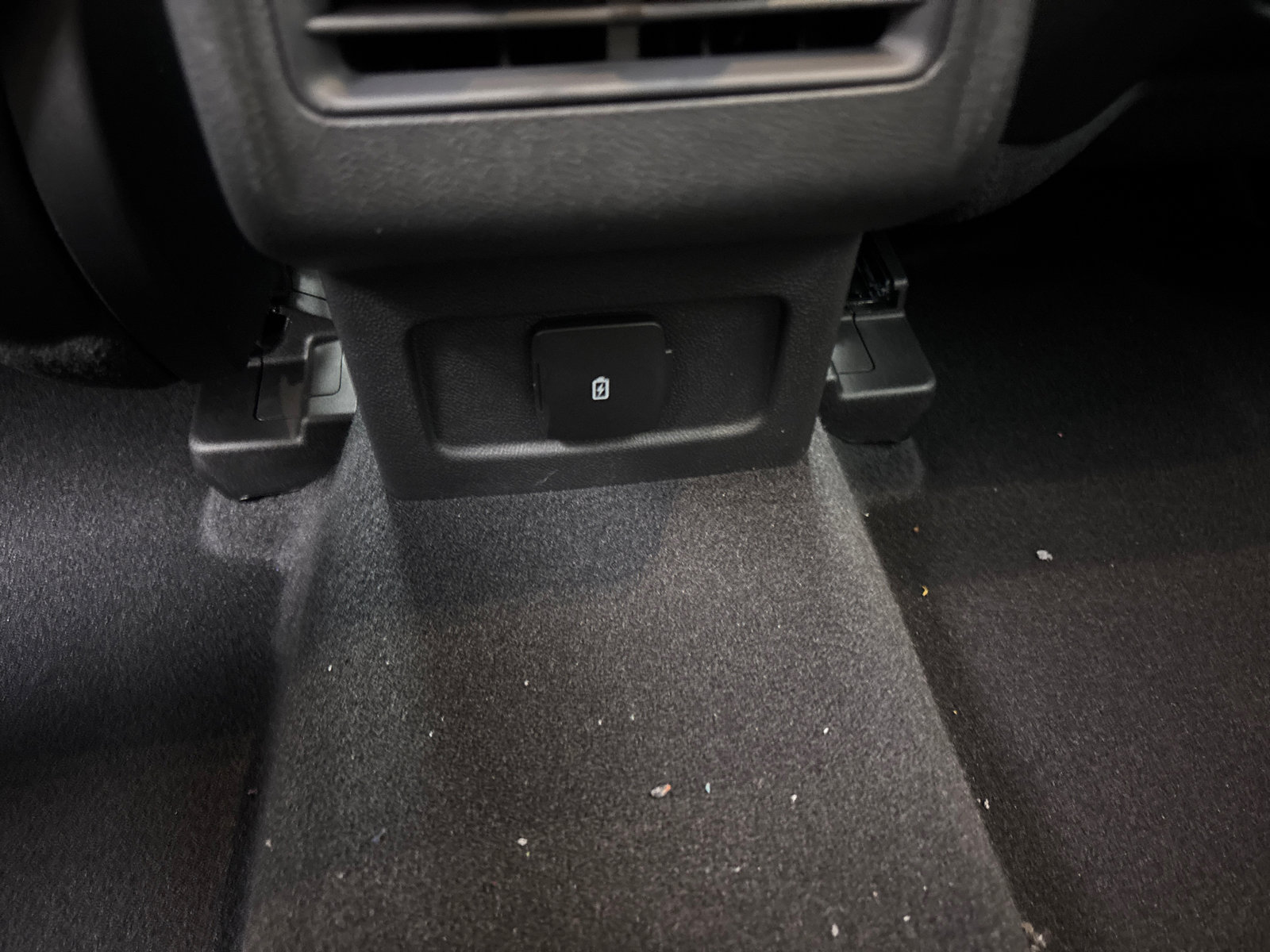 New 2026 Lincoln Corsair Premiere image 32