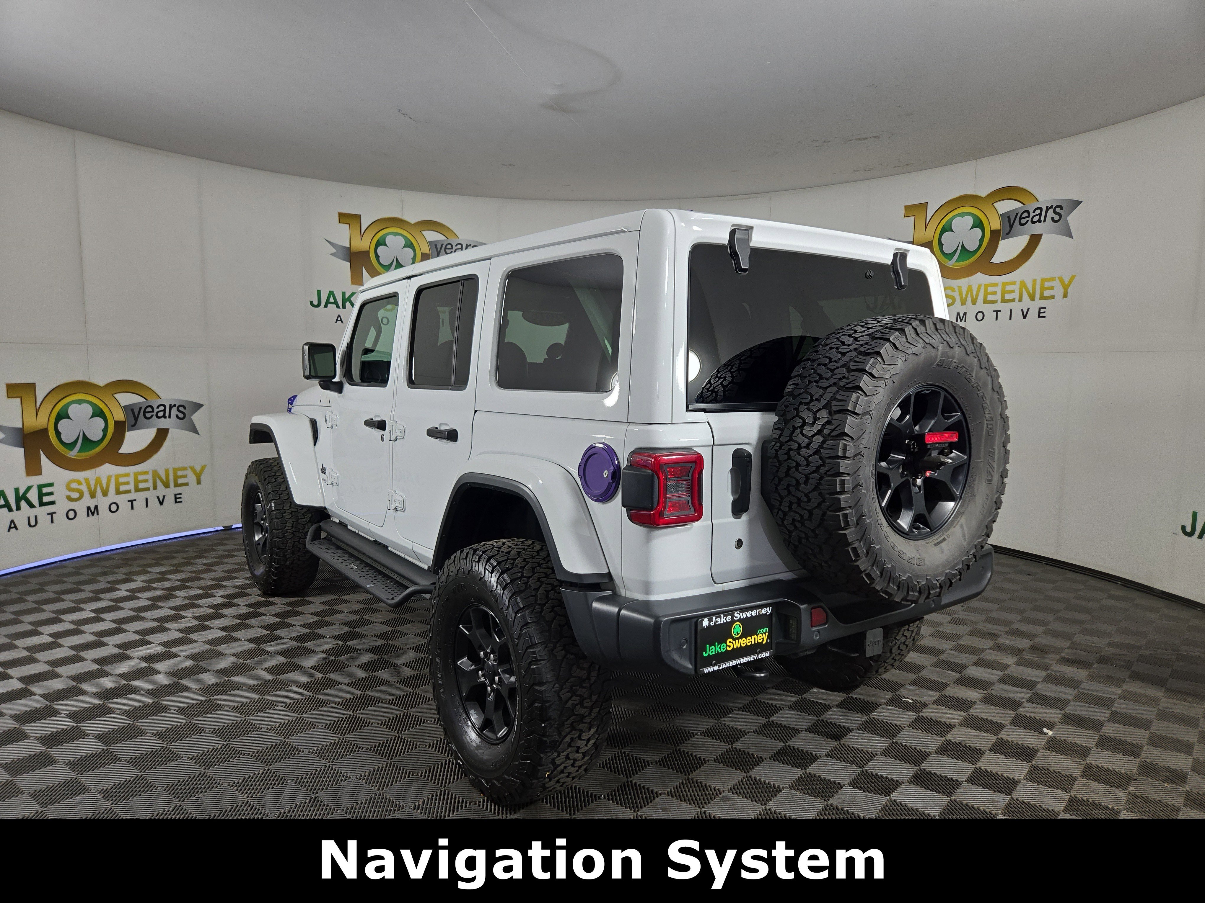 Used 2018 Jeep Wrangler Unlimited Sahara w/ Quick Order Package 24M Moab image 7