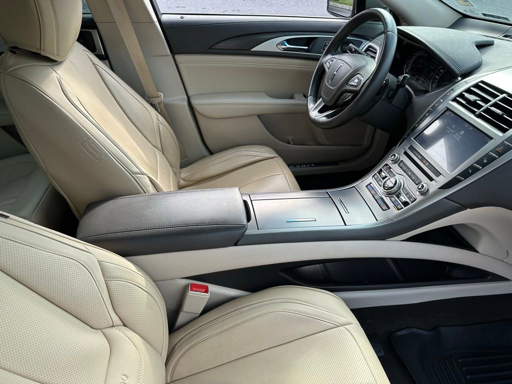 Used 2019 Lincoln MKZ Reserve image 15