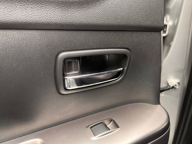 New 2026 Mitsubishi Outlander Sport SE image 24