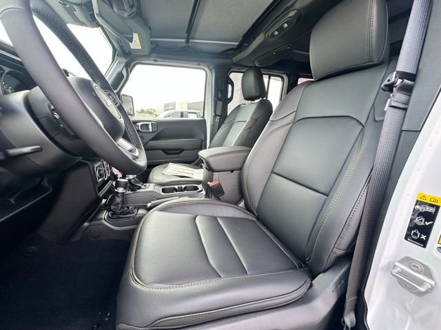 New 2025 Jeep Wrangler Sahara AWD/4WD image 12