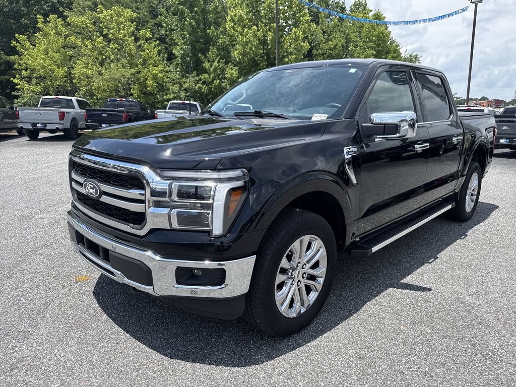 Used 2025 Ford F150 Lariat w/ Equipment Group 501A Mid AWD/4WD image 3
