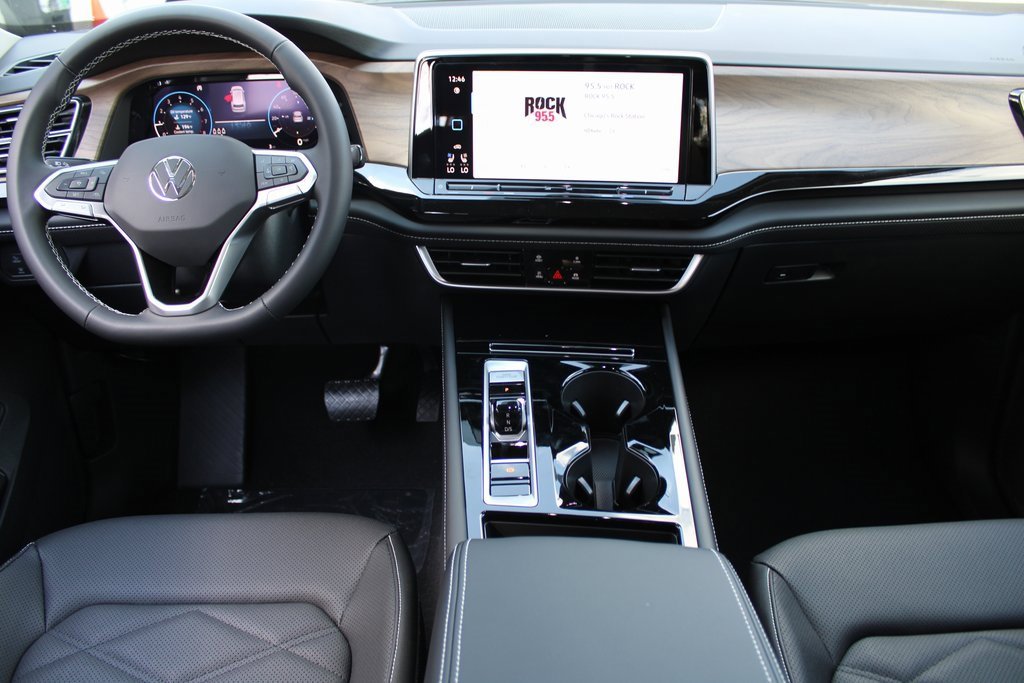 New 2026 Volkswagen Atlas SE image 17