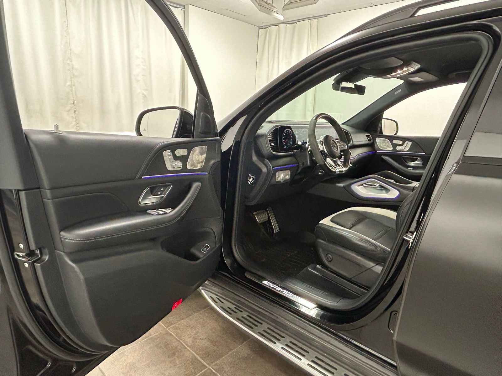 Used 2023 Mercedes-Benz GLE 63 AMG S image 28