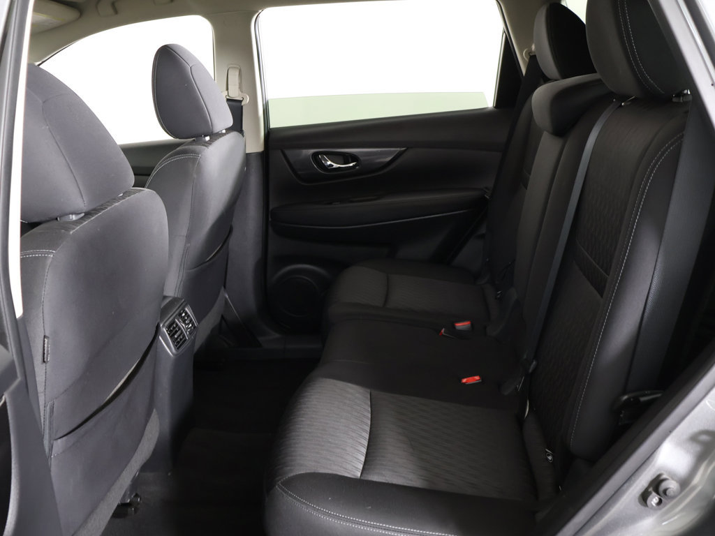 Used 2020 Nissan Rogue SV AWD/4WD image 32