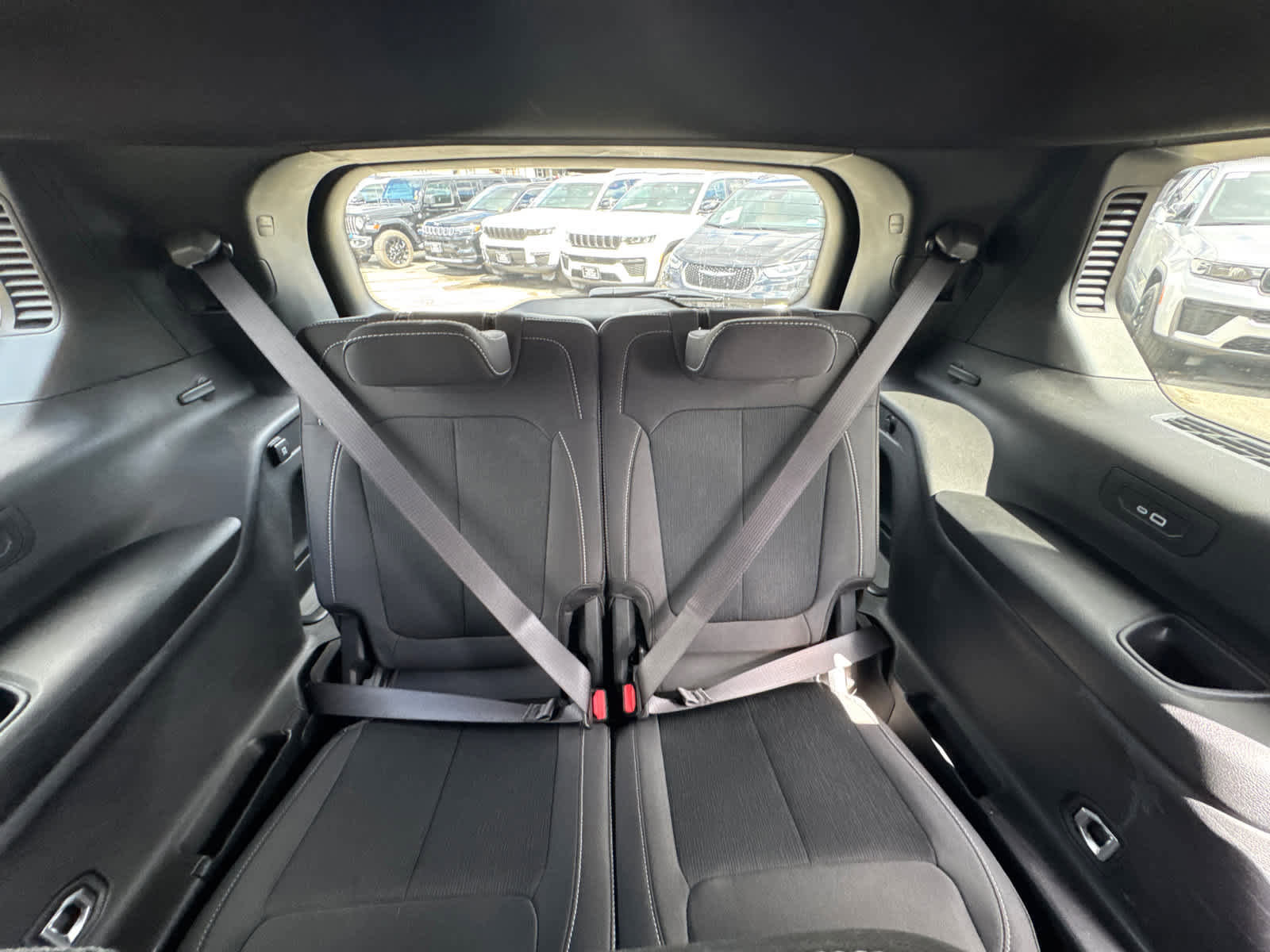 Used 2025 Jeep Grand Cherokee L Laredo w/ Luxury Tech Group I AWD/4WD image 33