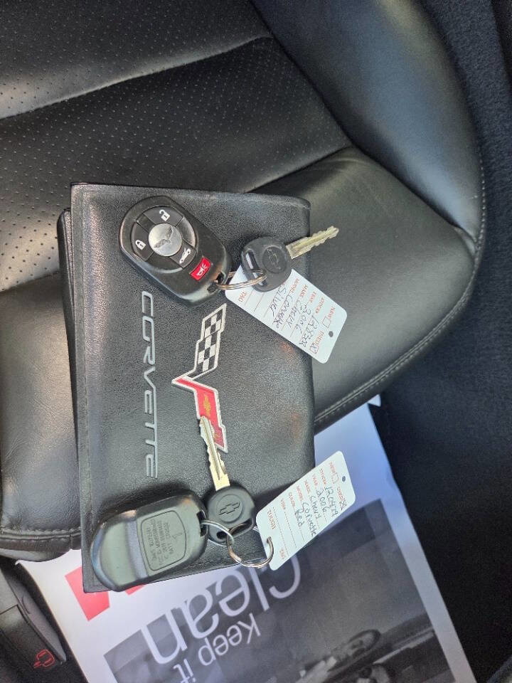 Used 2006 Chevrolet Corvette Coupe w/ Preferred Equipment Group image 14