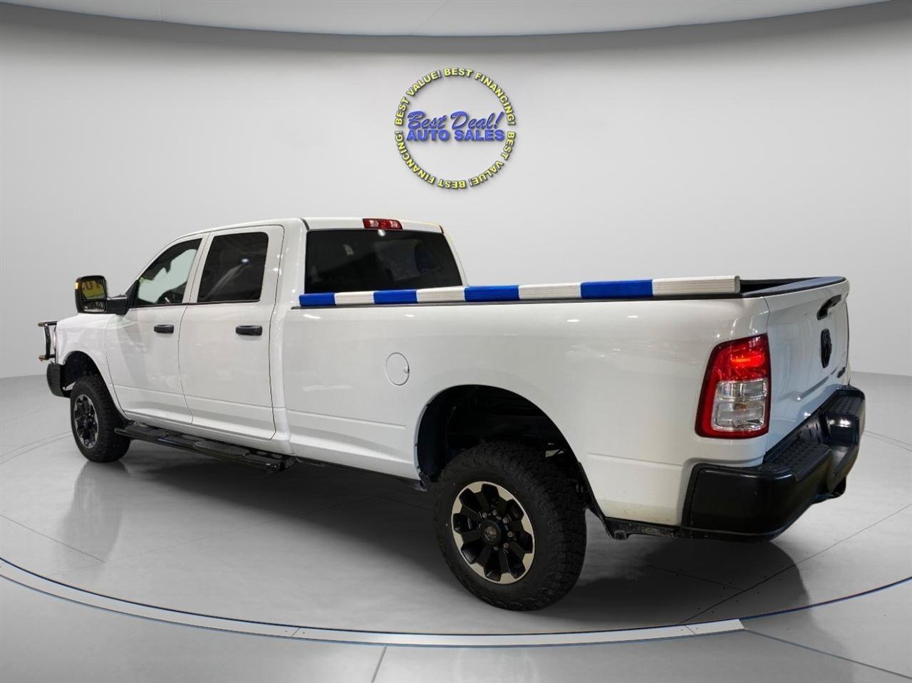 Used 2023 RAM 2500 Tradesman AWD/4WD image 3