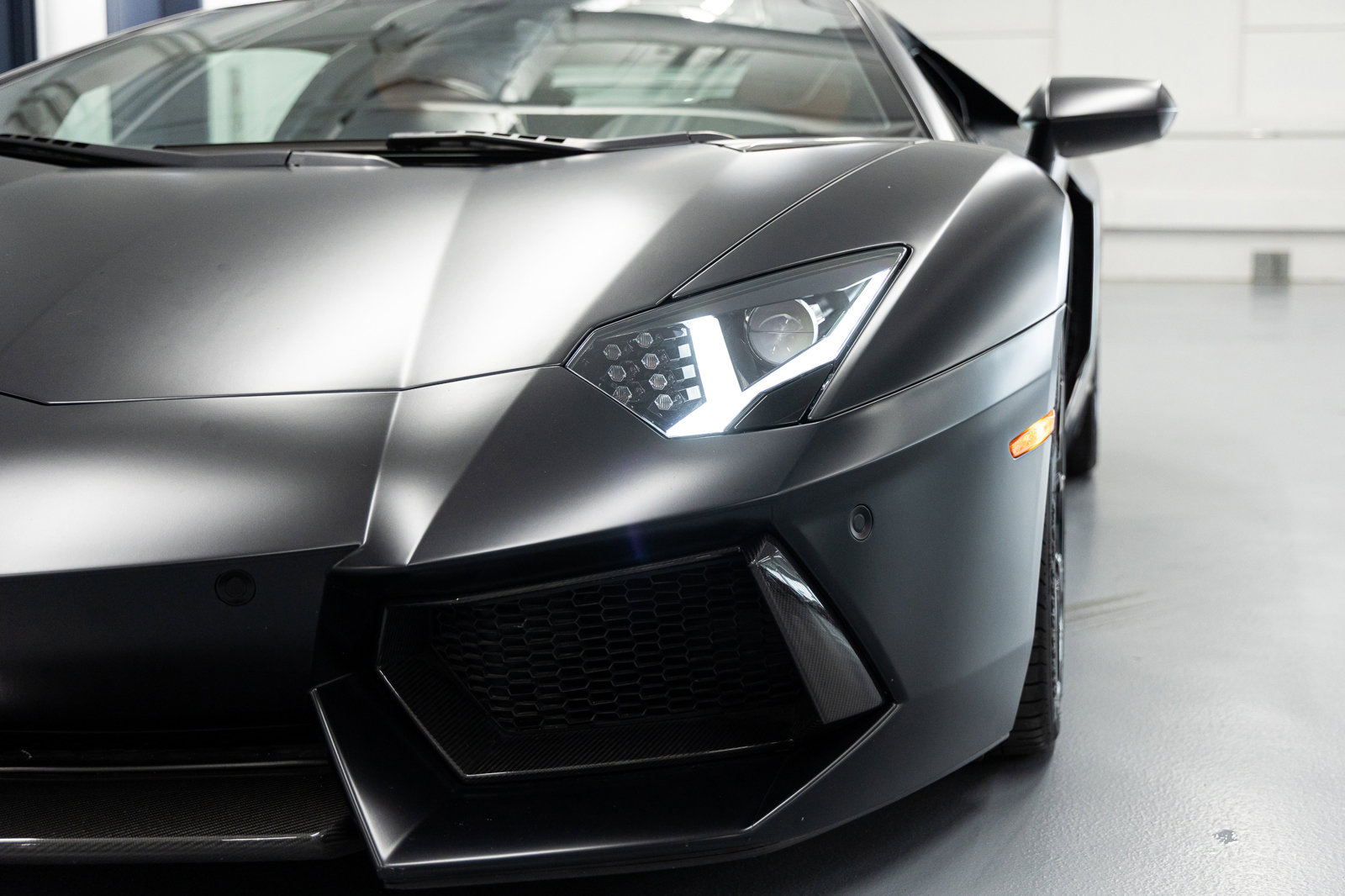 Used 2014 Lamborghini Aventador LP 700-4 AWD/4WD image 13