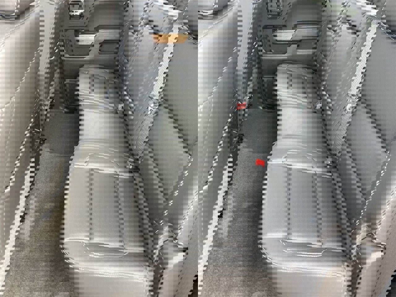 Used 2018 Chevrolet Silverado 2500 LTZ w/ Duramax Plus Package image 16