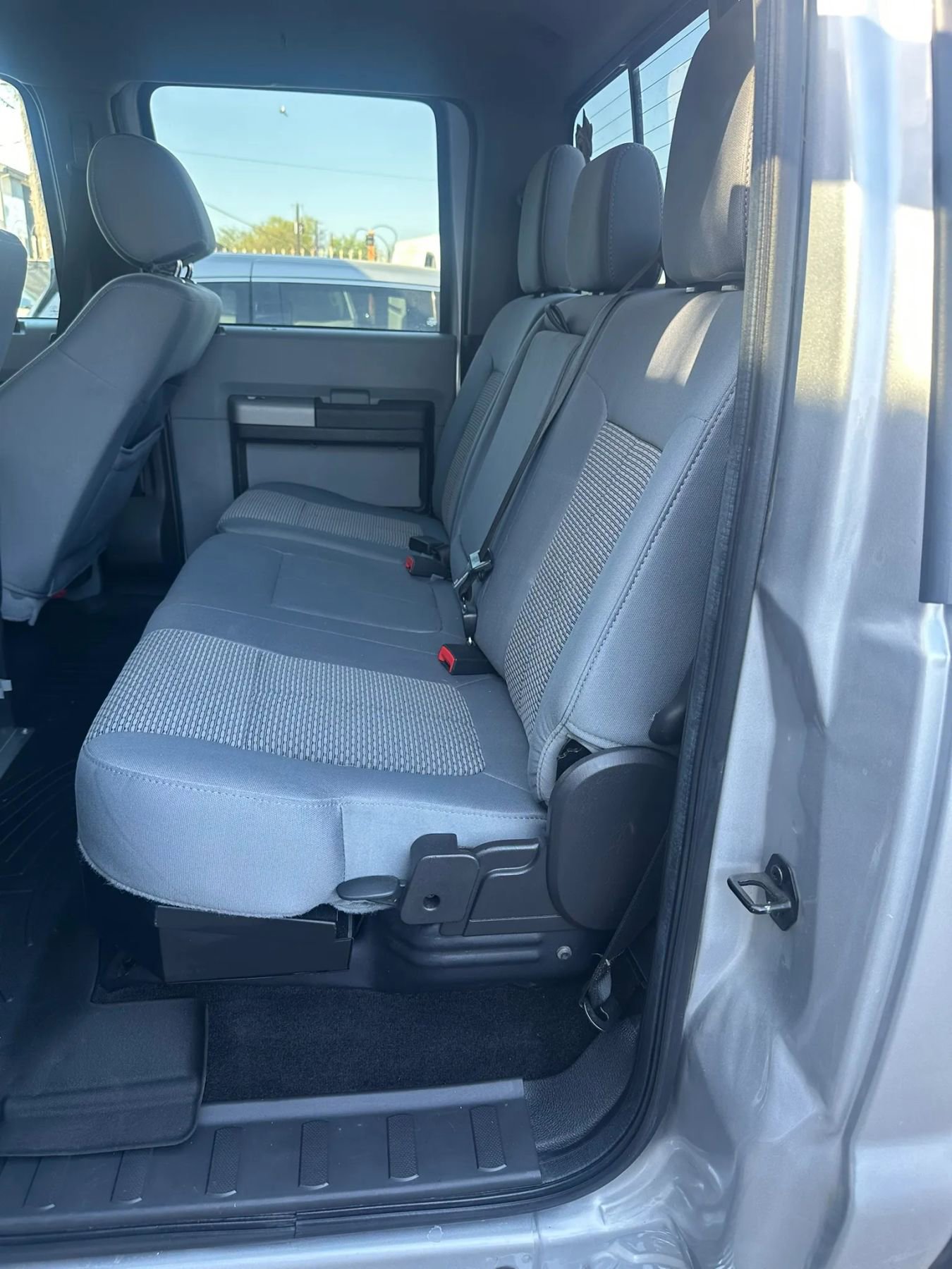 Used 2016 Ford F250 XLT w/ XLT Interior Package image 44