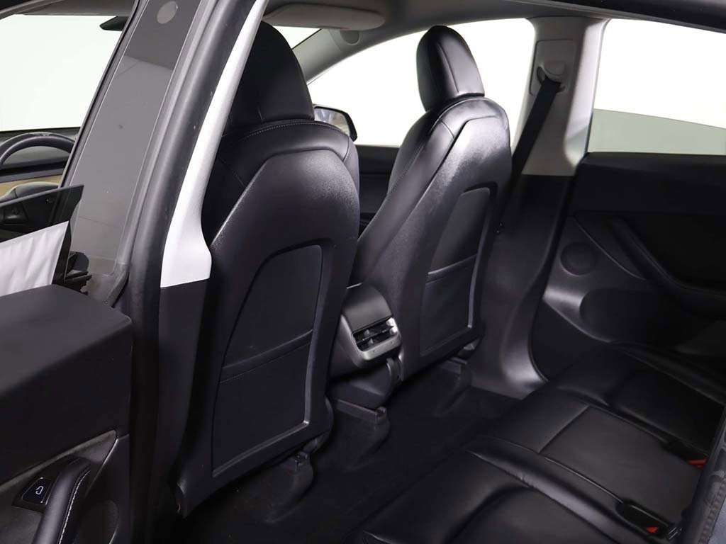 Used 2021 Tesla Model Y 2WD image 29