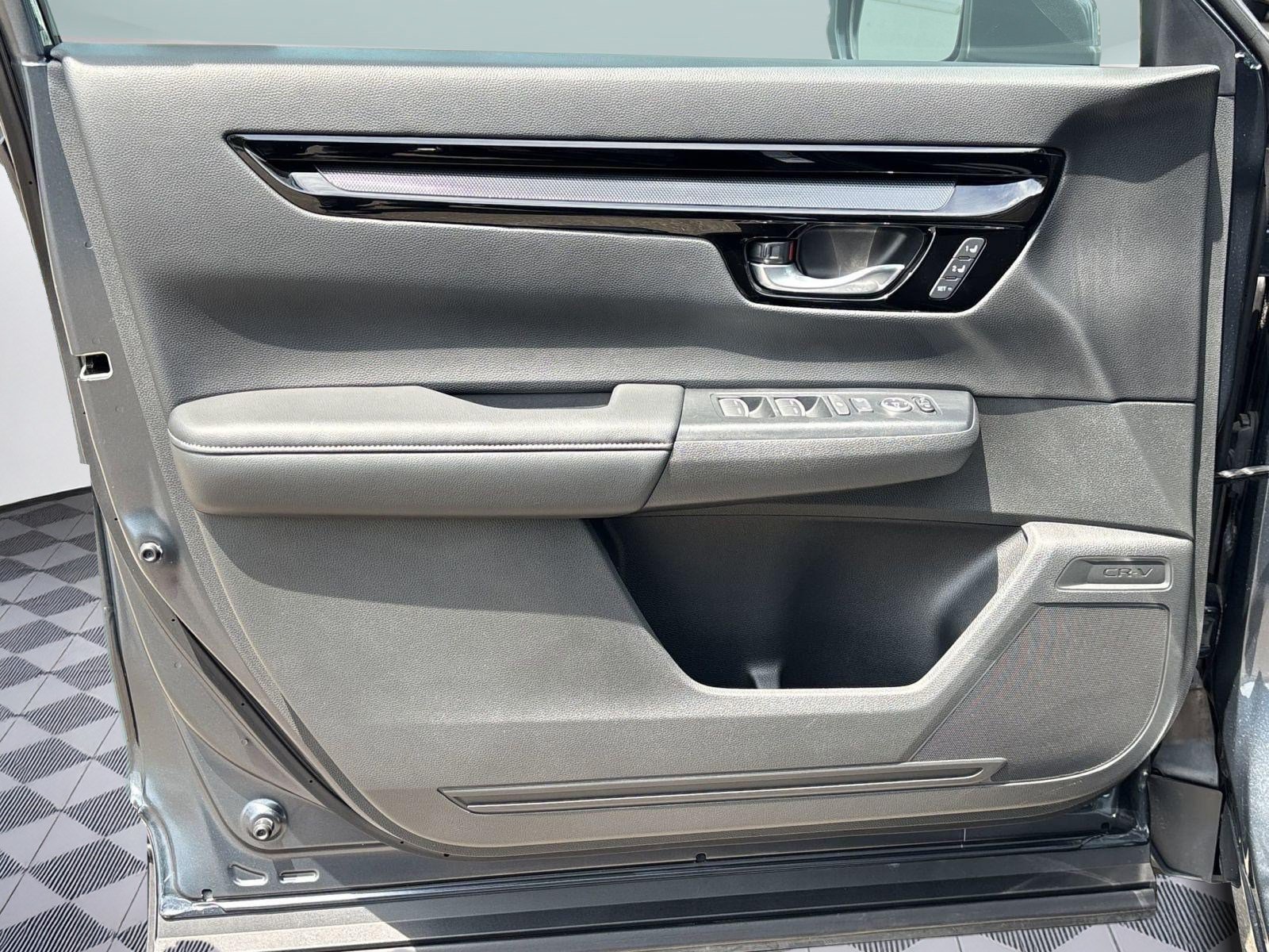 Used 2023 Honda CR-V EX-L image 12