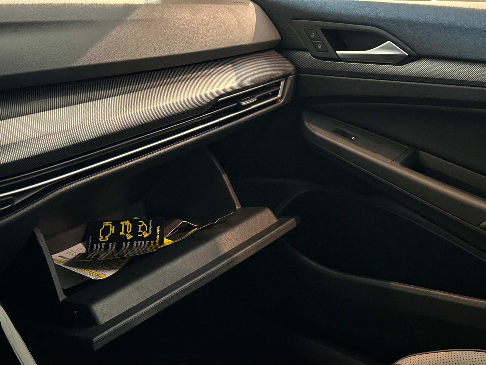 New 2025 Volkswagen GTI SE image 30