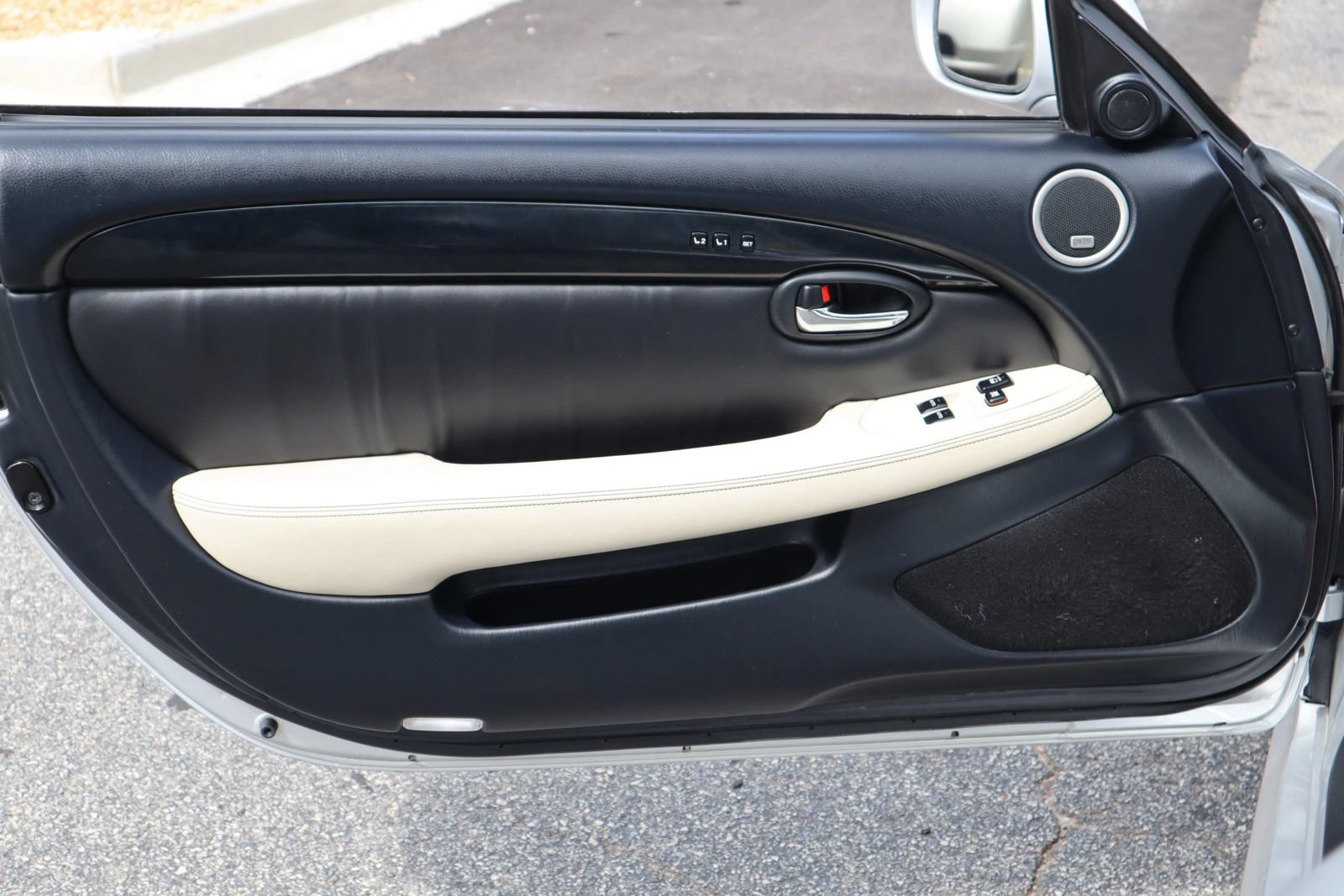 Used 2009 Lexus SC 430 Convertible RWD image 8