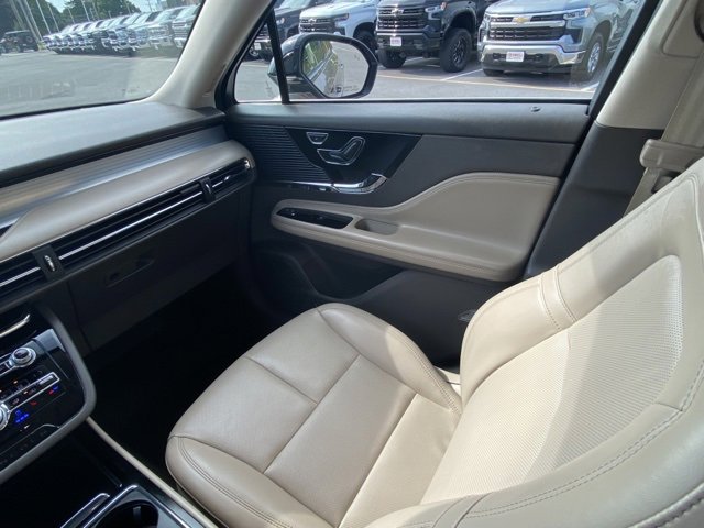 Used 2020 Lincoln Corsair AWD w/ Equipment Group 101A image 28