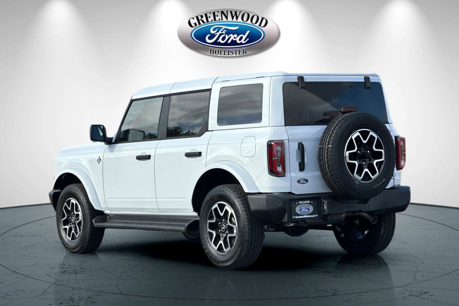 New 2026 Ford Bronco Outer Banks AWD/4WD image 6