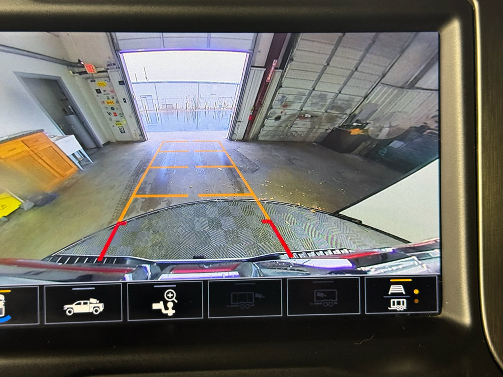 Used 2021 GMC Sierra 3500 AT4 w/ Gooseneck/5TH Wheel Package image 25