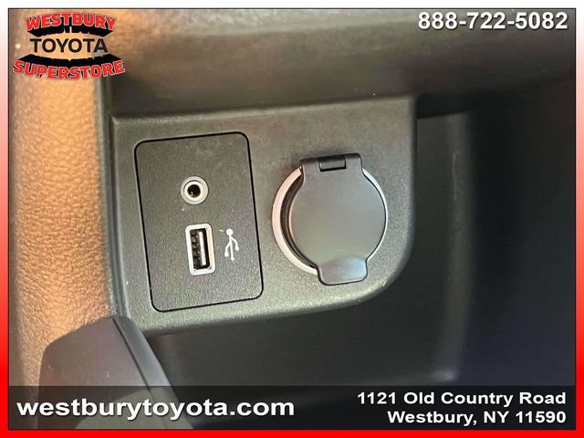 Used 2025 Nissan Kicks Play S FWD image 32