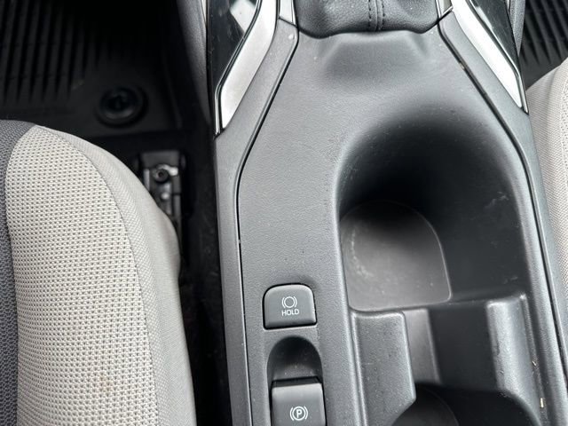 Used 2025 Toyota Corolla LE w/ LE Premium Package image 30