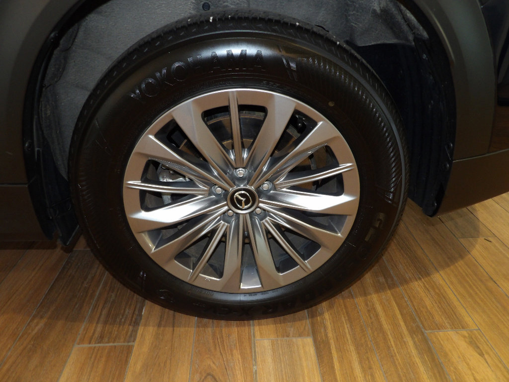 Used 2024 MAZDA CX-90 3.3 Turbo w/ Select Package image 9