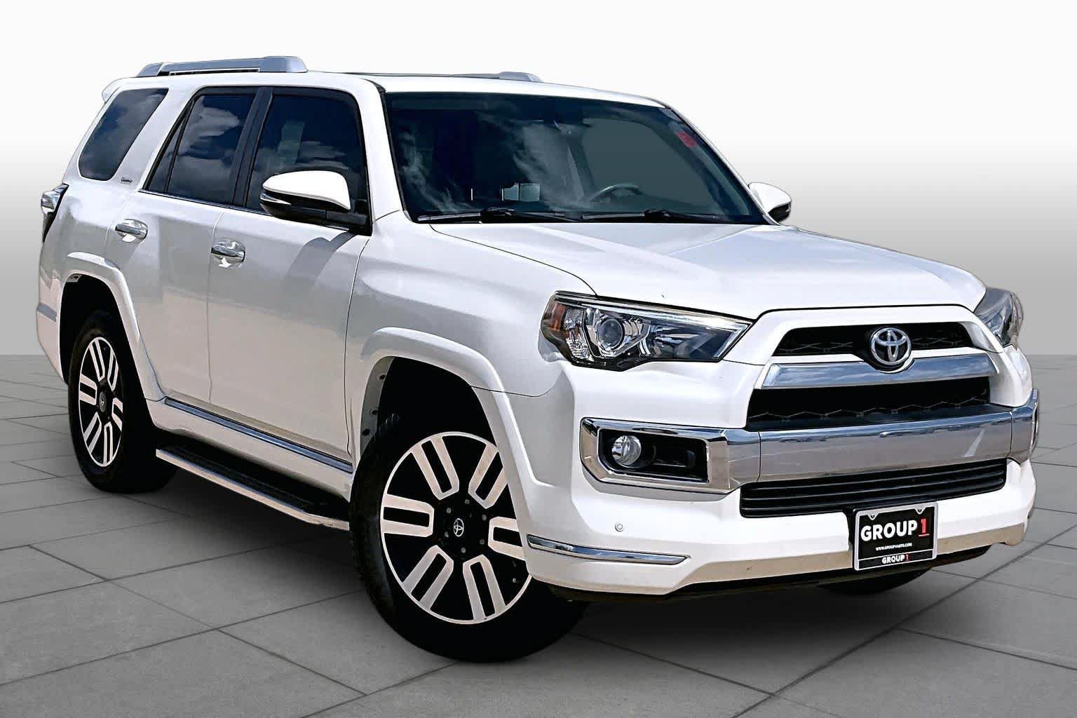 Used 2017 Toyota 4Runner Limited RWD image 3