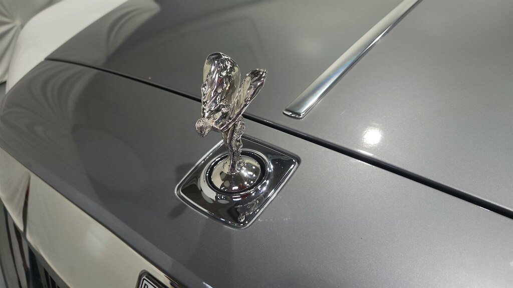 Used 2010 Rolls-Royce Ghost RWD image 25