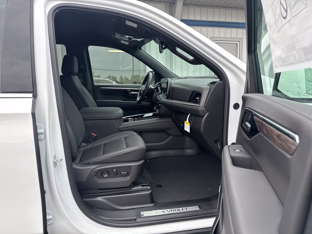 New 2026 Chevrolet Tahoe LT w/ Comfort Package AWD/4WD image 24