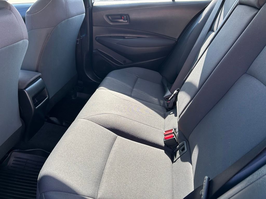 Used 2022 Toyota Corolla LE w/ LE Convenience Package image 15