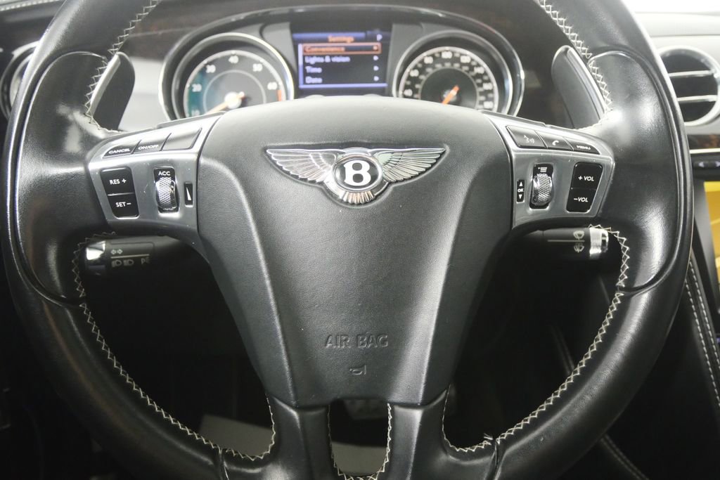 Used 2016 Bentley Flying Spur W12 image 18