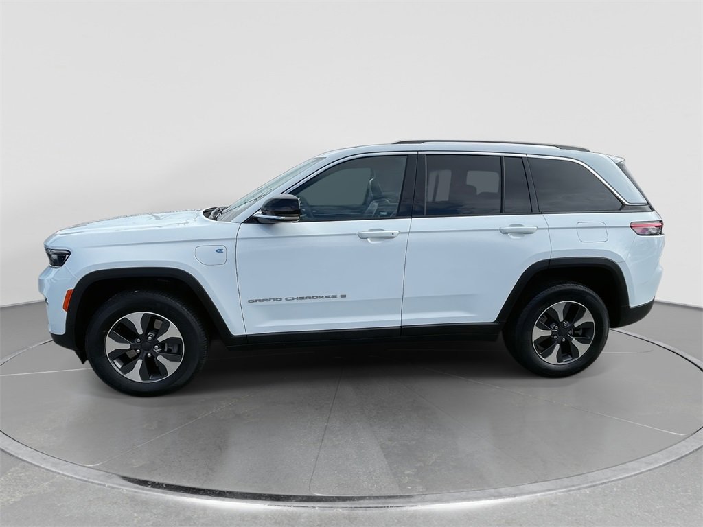 Used 2022 Jeep Grand Cherokee Limited 4xe image 36
