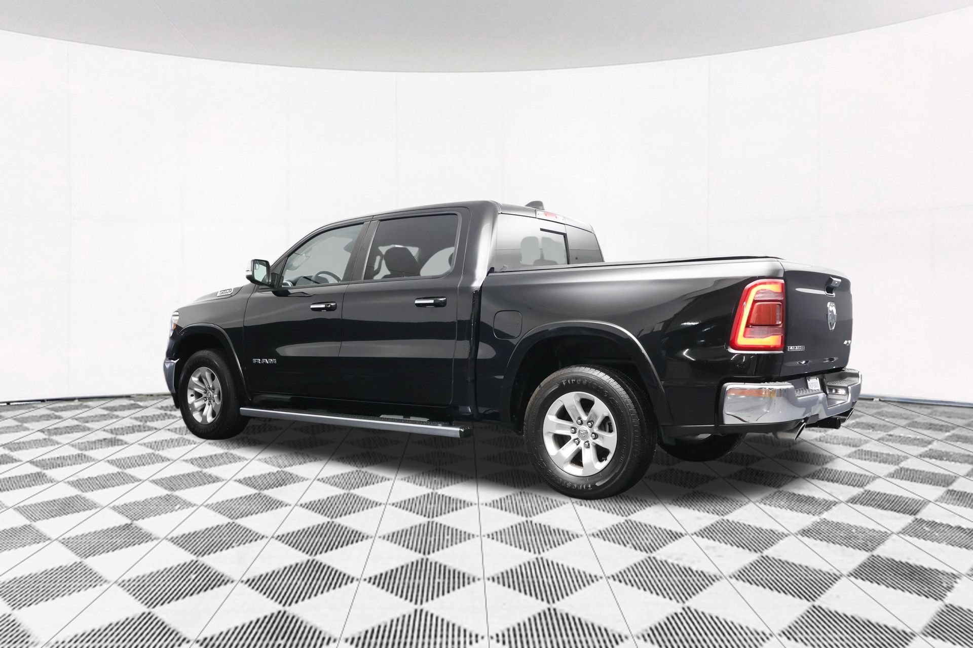 Used 2022 RAM 1500 Laramie AWD/4WD image 41