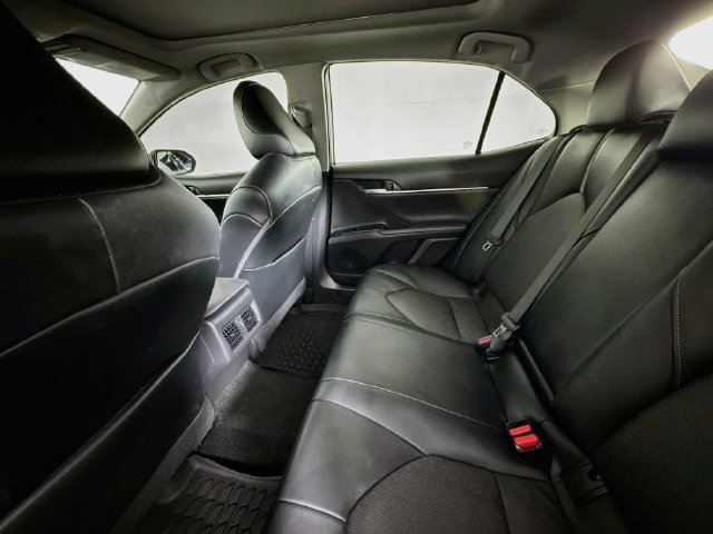 Used 2020 Toyota Camry XSE FWD image 22