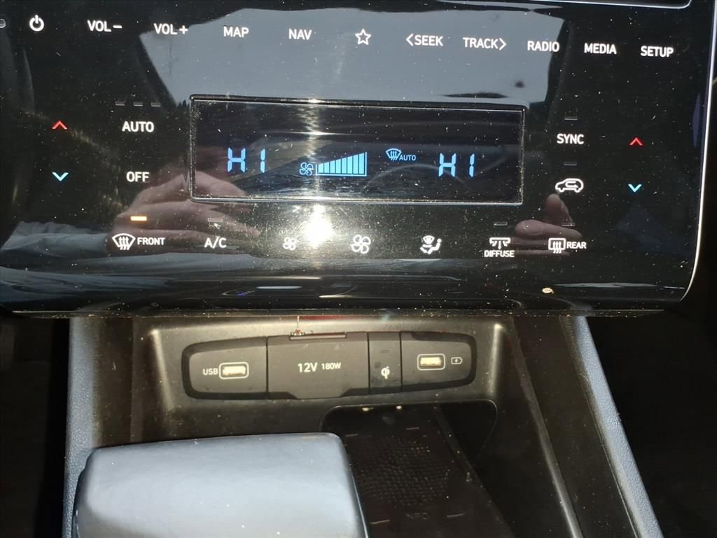 Used 2024 Hyundai Tucson SEL w/ Convenience Package image 21