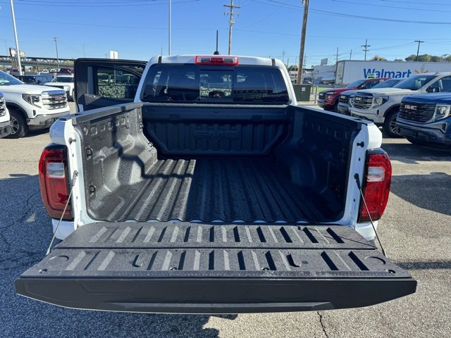 New 2026 GMC Canyon Elevation w/ Convenience Package image 9