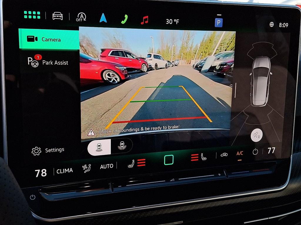 Used 2025 Volkswagen Golf R Black Edition image 15