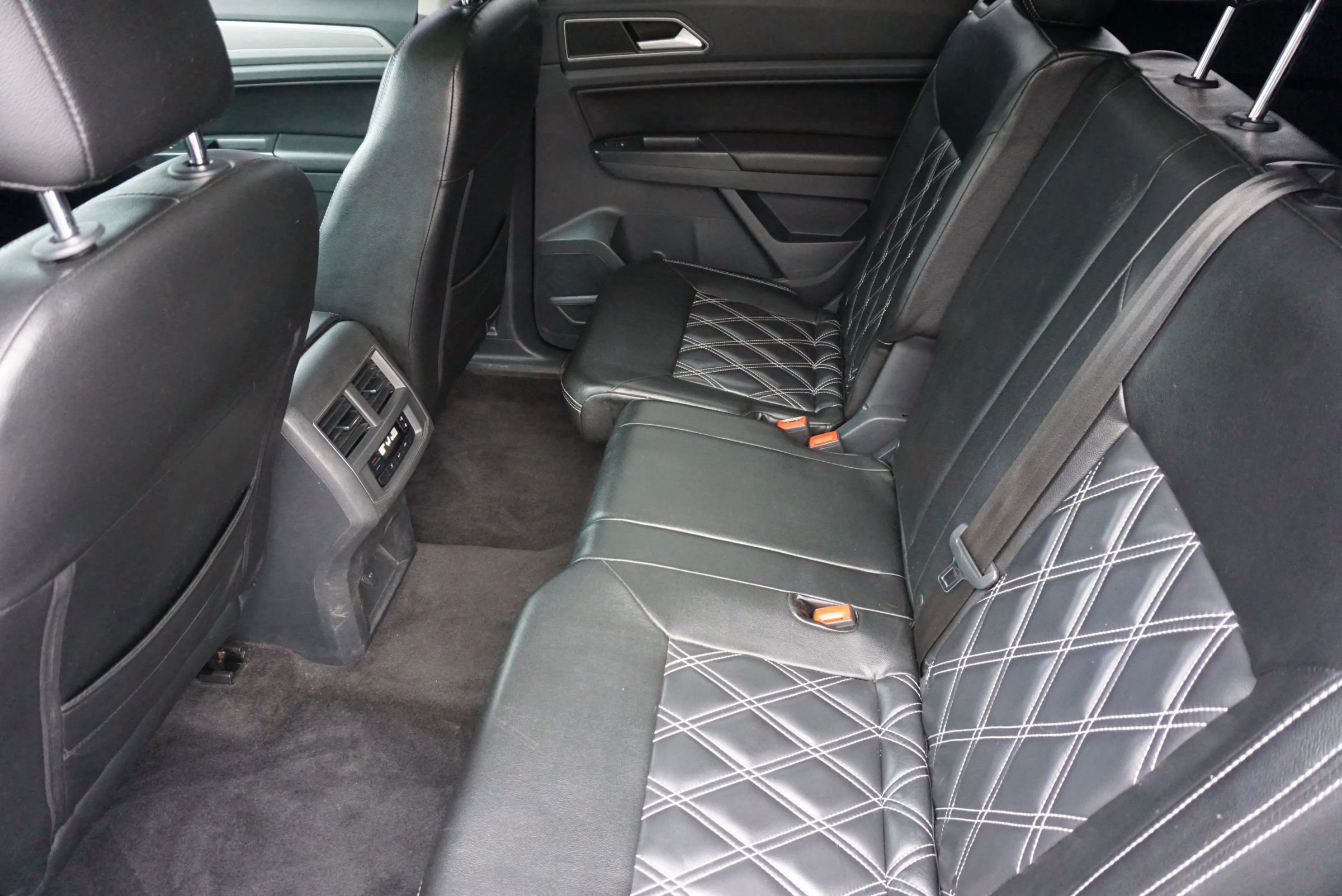 Used 2018 Volkswagen Atlas Launch Edition image 20