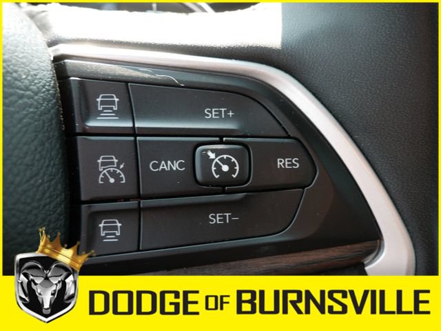 Used 2023 Jeep Grand Cherokee L Limited w/ MOPAR Finishing Package AWD/4WD image 25