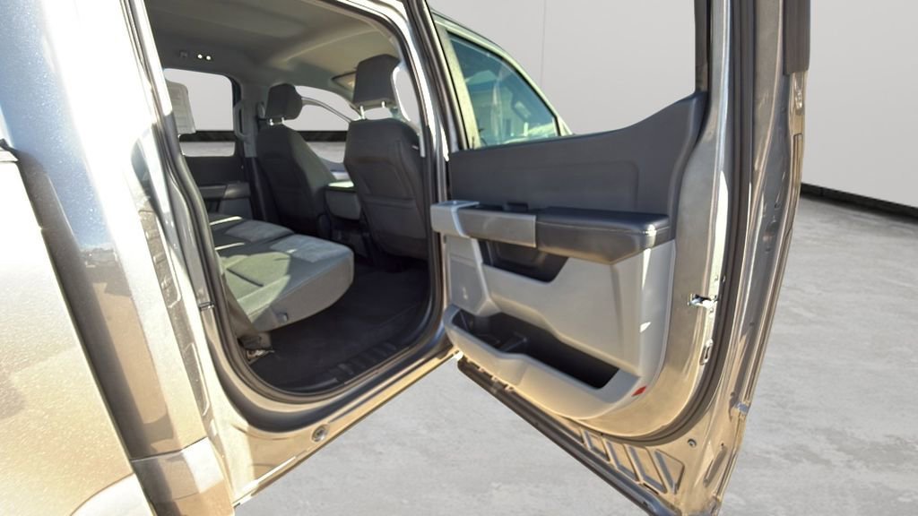 Used 2023 Ford F150 XLT AWD/4WD image 39