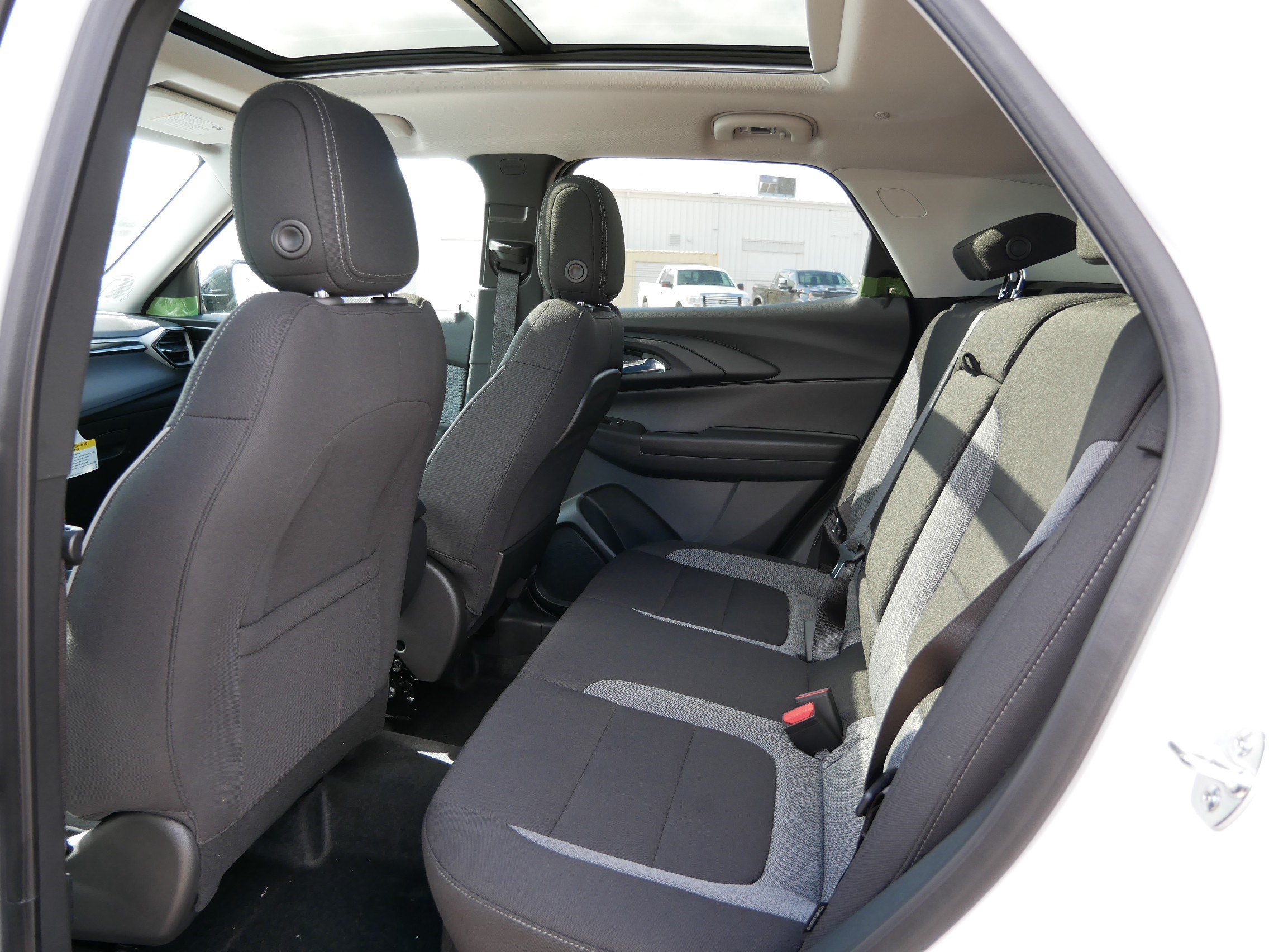 New 2026 Chevrolet TrailBlazer LT w/ Convenience Package AWD/4WD image 12