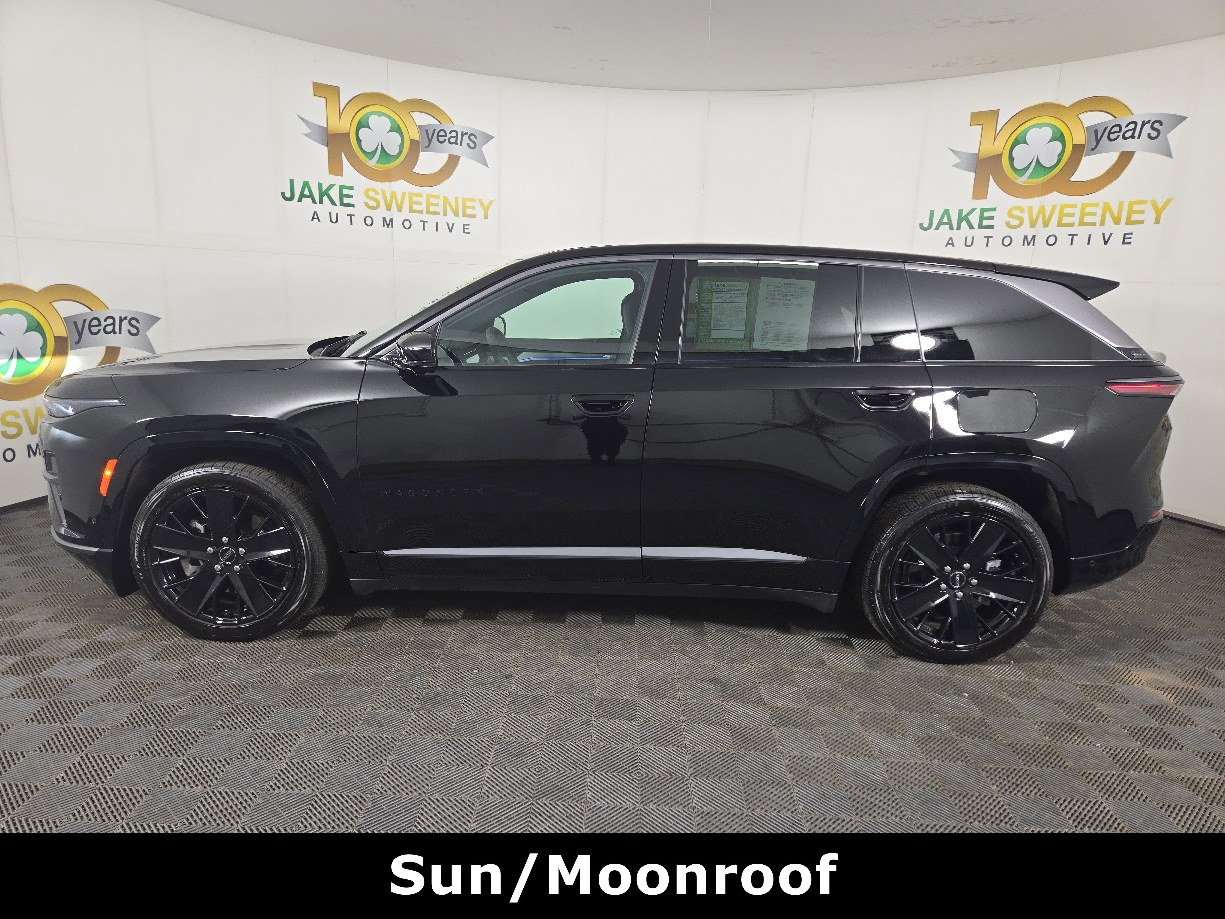 Used 2024 Jeep Wagoneer Launch Edition image 4