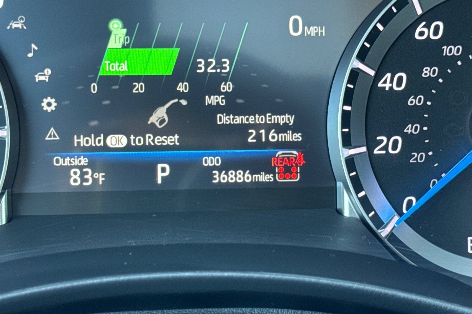Used 2024 Toyota Highlander XLE AWD/4WD image 30