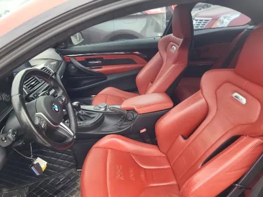 Used 2017 BMW M4 Coupe RWD image 9