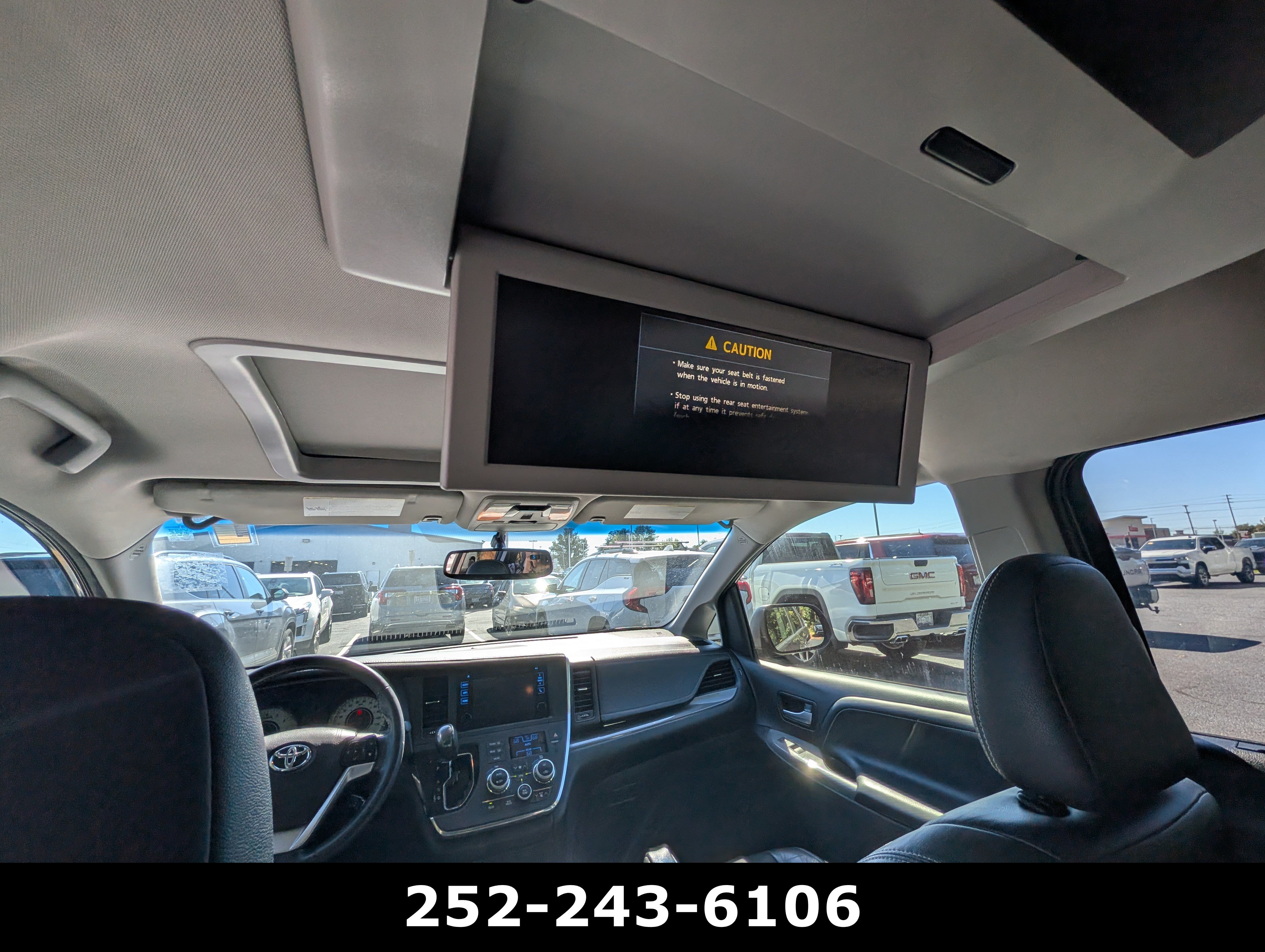 Used 2016 Toyota Sienna SE Premium FWD image 12